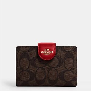 ❤️NWT Coach Signature Medium Corner Zip Wallet in IM/Brown Red